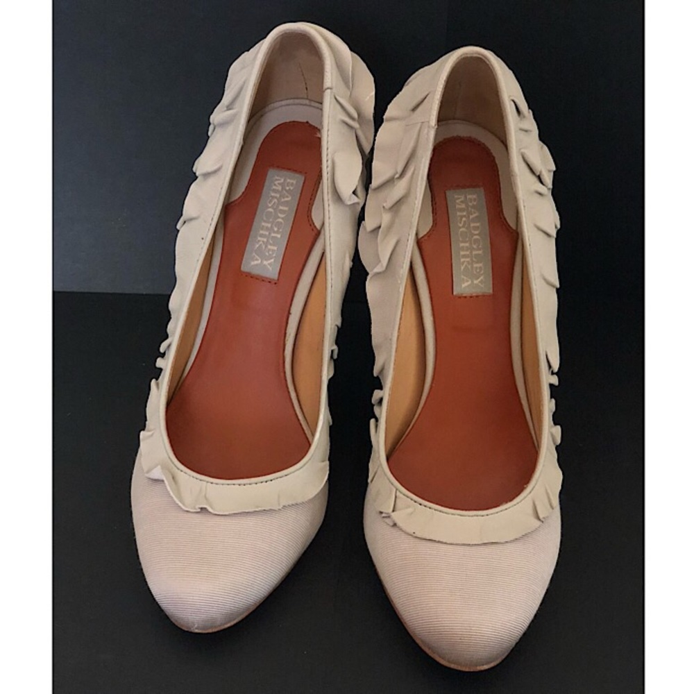 Classy pumps